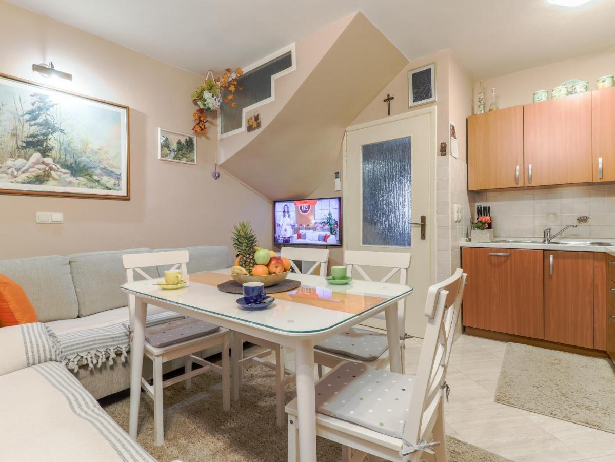 City Center 3 Bedroom Apartment Vrsar Bagian luar foto